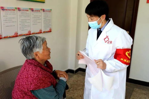 服務(wù)群眾無(wú)小事，貼心舉動(dòng)暖人心 圖片服務(wù)的溫暖傳遞